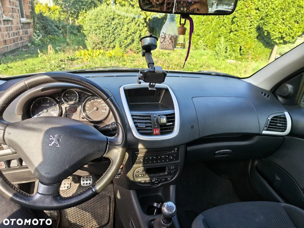 Peugeot 206 plus - 7