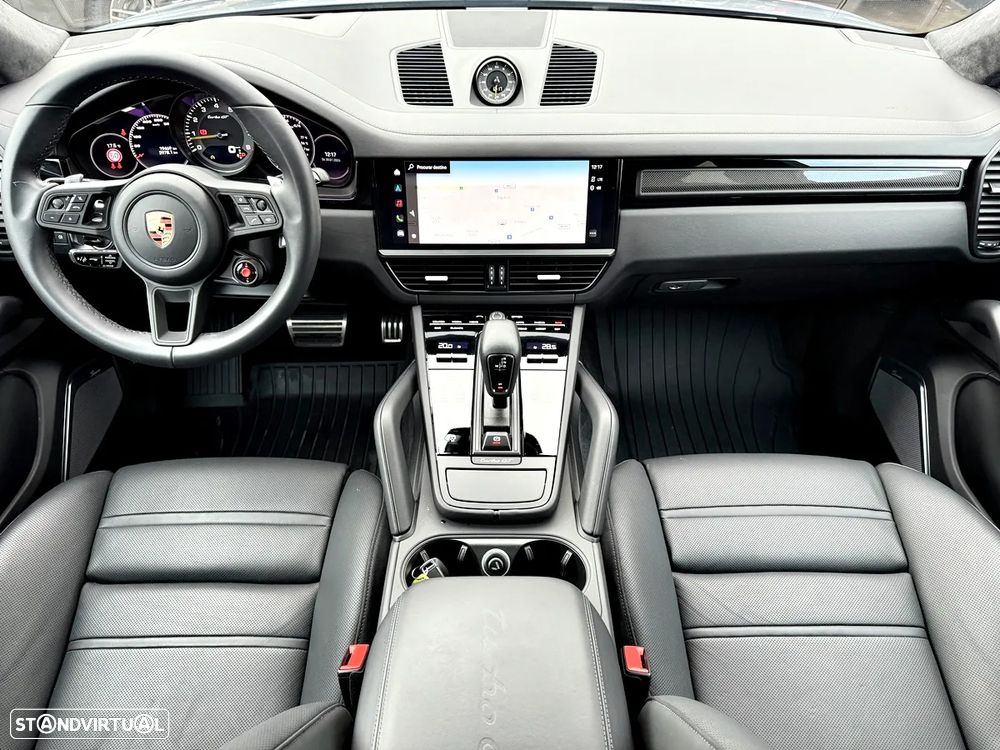 Porsche Cayenne Coupé Turbo - 9