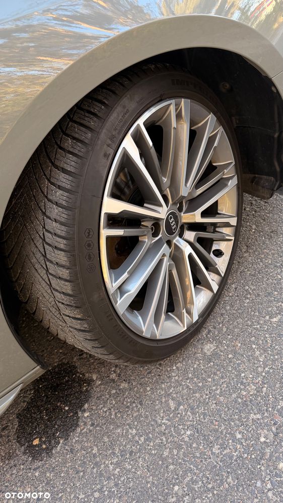Audi A4 Avant 35 TDI mHEV S Line S tronic - 21