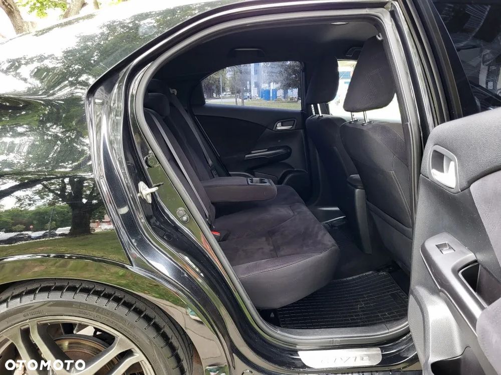 Honda Civic 2.2 CDTI Executive - 12