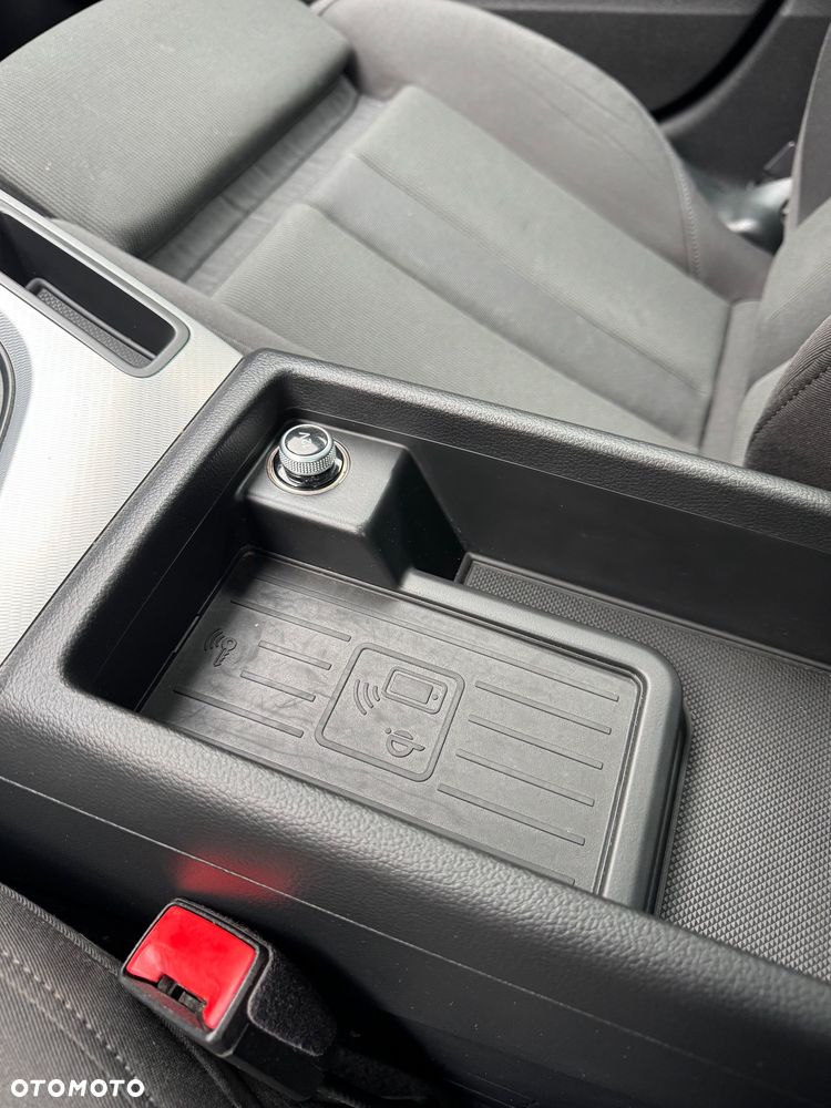 Audi A4 Avant 2.0 TDI S tronic design - 13