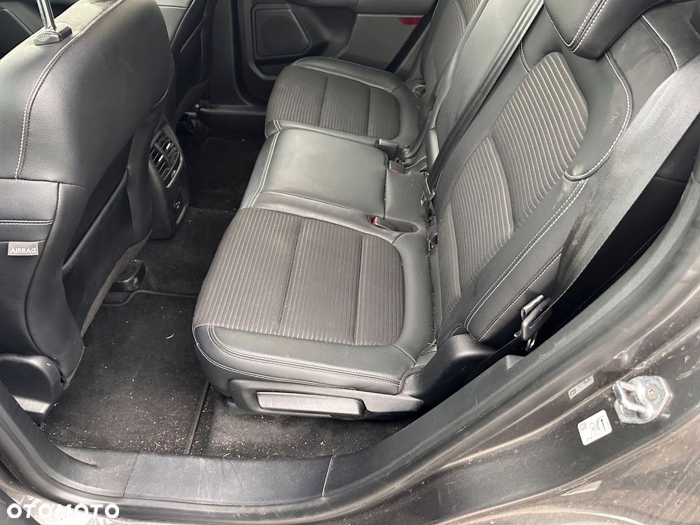 Ford Kuga 1.5 EcoBlue FWD ST-Line - 4