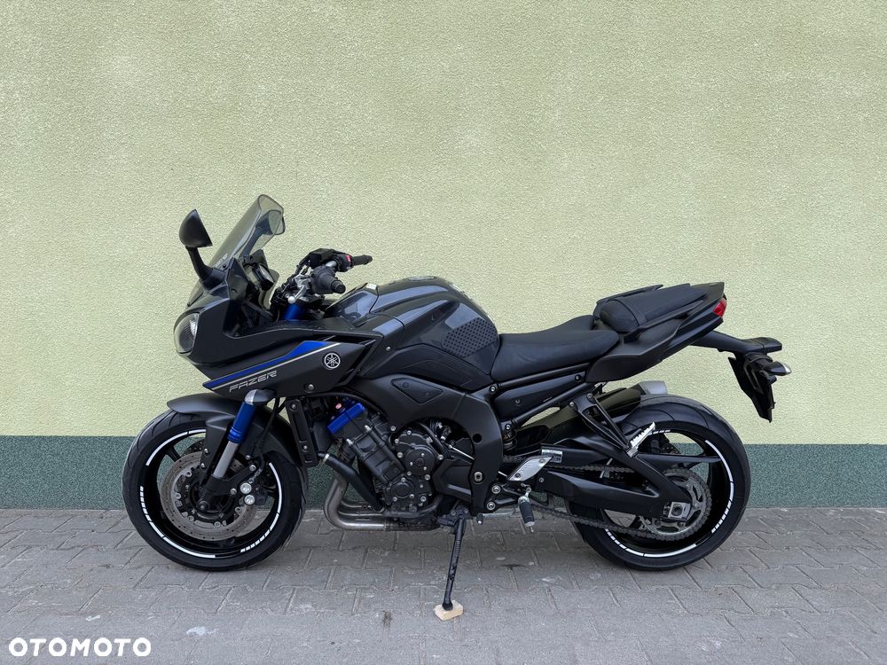 Yamaha FZ8 - 24