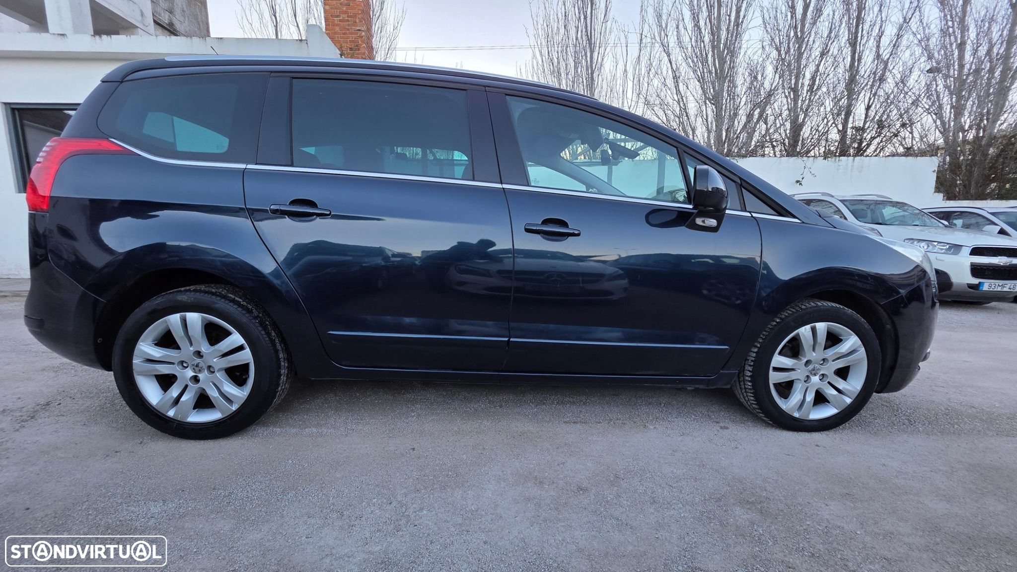 Peugeot 5008 1.6 HDi Executive JLL17 - 4