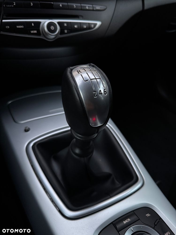 Renault Laguna 2.0 DCi Dynamique - 24