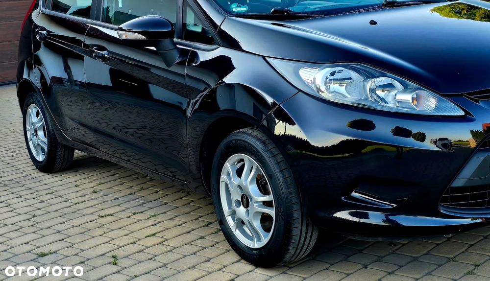 Ford Fiesta 1.4 Champions Edition - 16