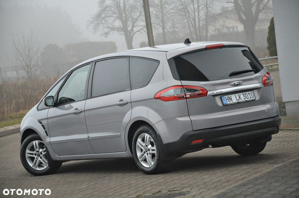 Ford S-Max - 14