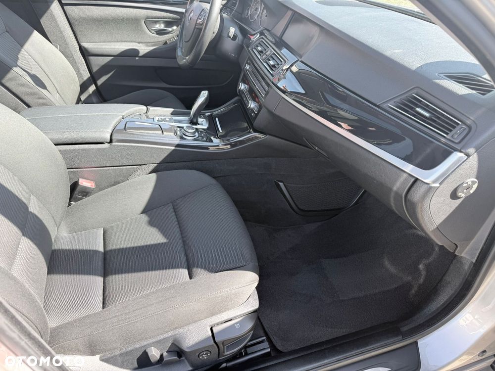 BMW Seria 5 - 13