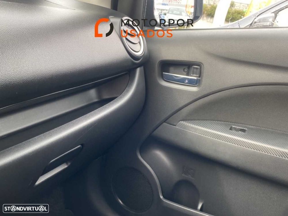 Mitsubishi Space Star 1.2 Intense Connect Edition - 17