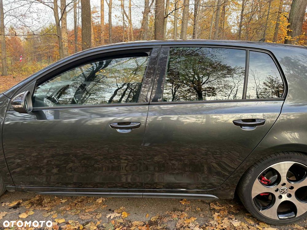 Volkswagen Golf - 12