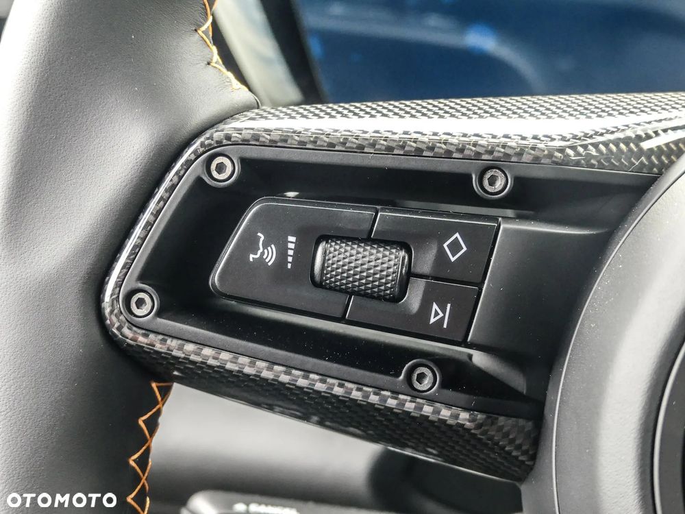 Porsche Macan Turbo 100kWh - 13