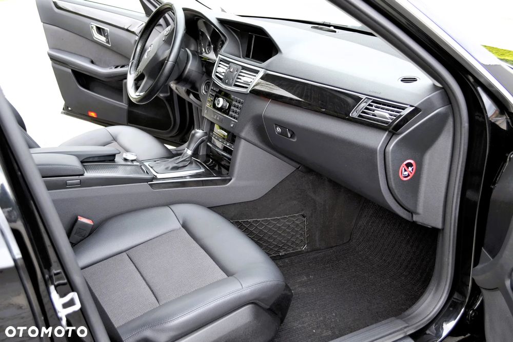 Mercedes-Benz Klasa E 200 CDI DPF BlueEFFICIENCY Automatik Avantgarde - 29
