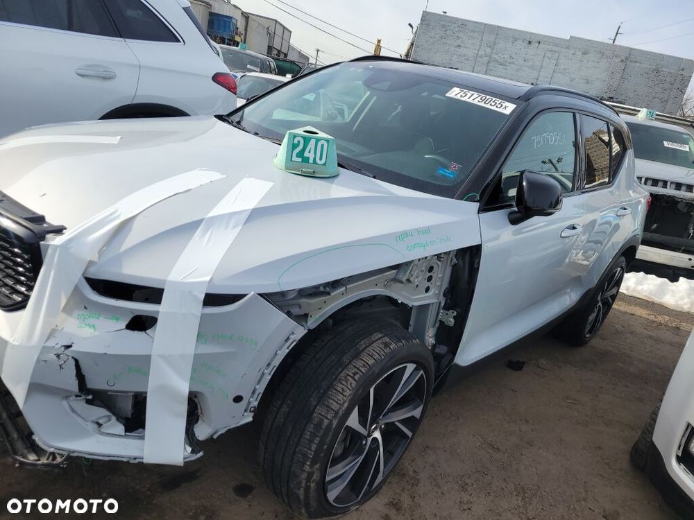 Volvo XC 40 T5 AWD Geartronic R-Design - 6