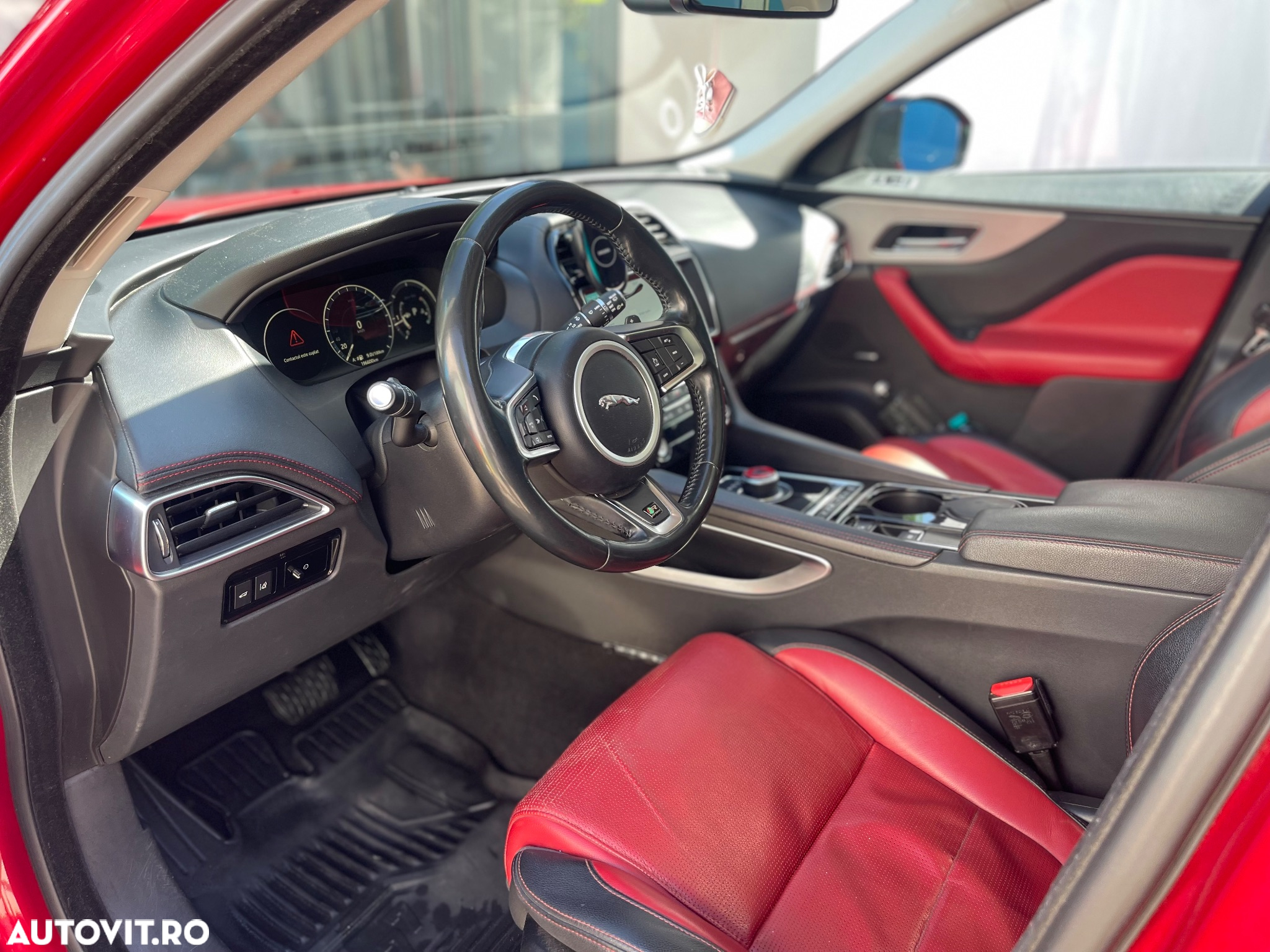 Jaguar F-Pace 20d AWD R-Sport - 15