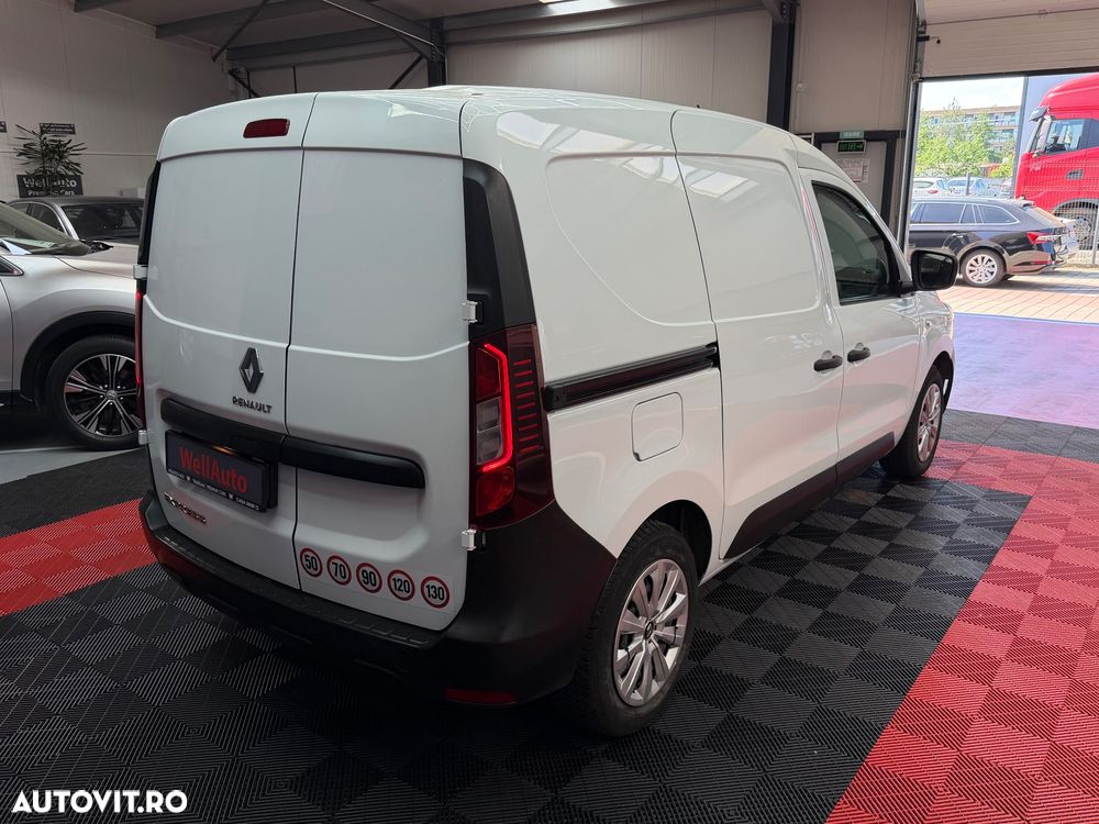 Renault Express - 4