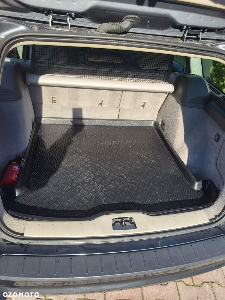 Volvo V50 D2 Momentum - 12