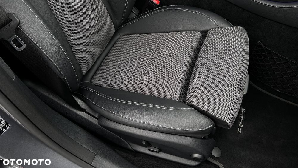 Mercedes-Benz Klasa E - 17