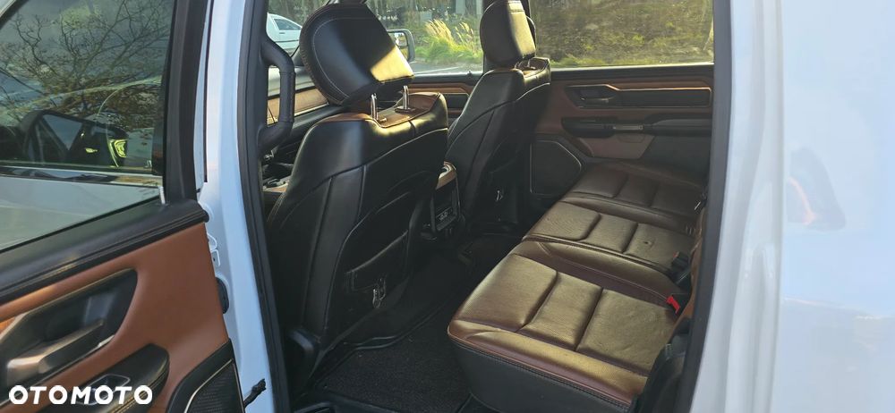 RAM 1500 Crew Cab Longhorn - 10