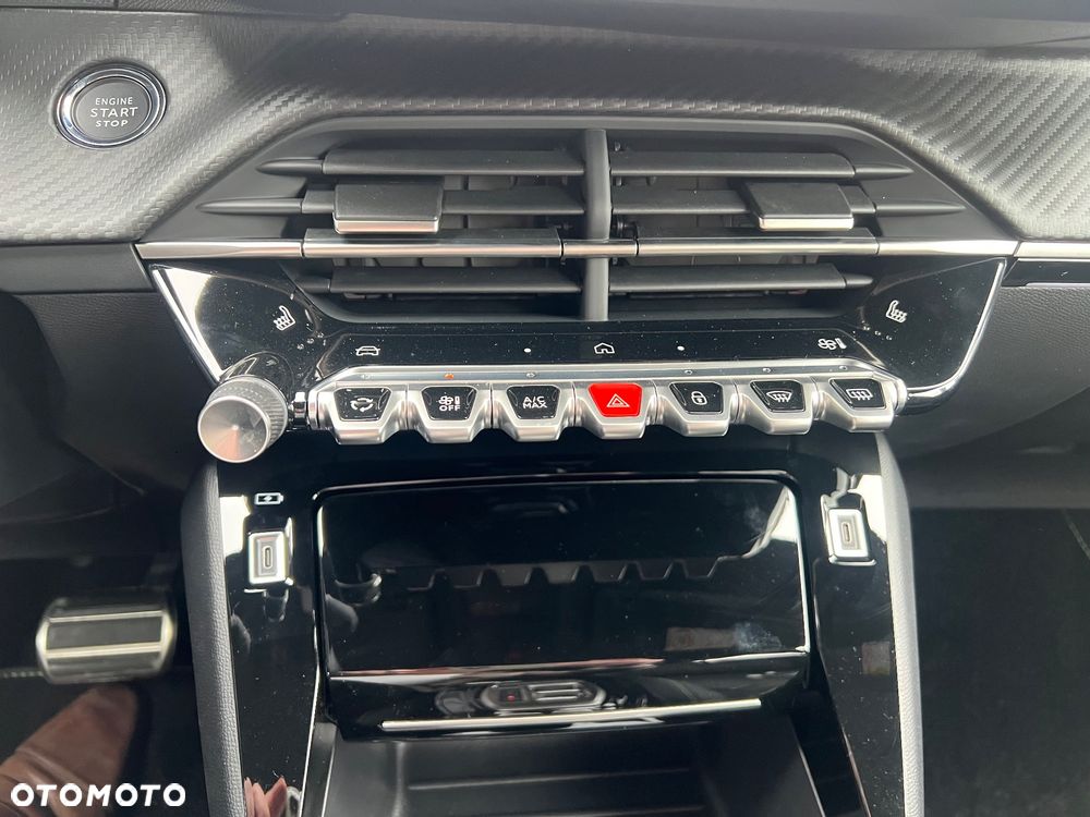 Peugeot 2008 PureTech mHEV GT Exclusive e-DCS6 - 20