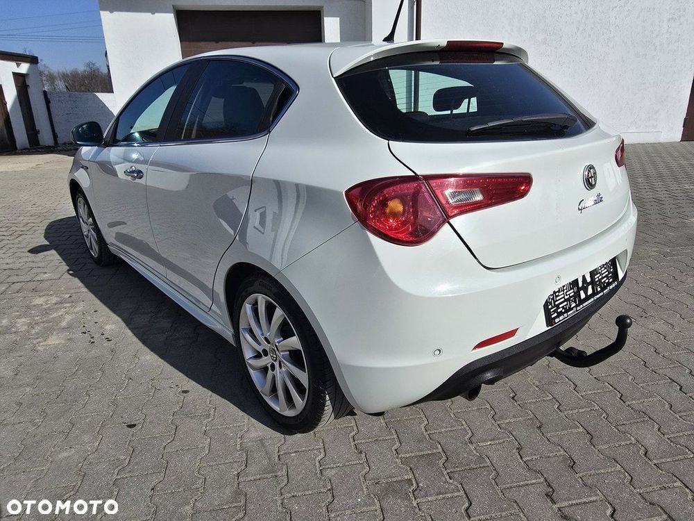 Alfa Romeo Giulietta - 11