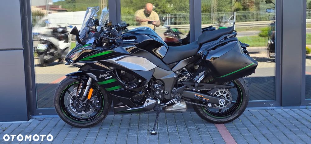 Kawasaki Ninja 1000 SX - 24