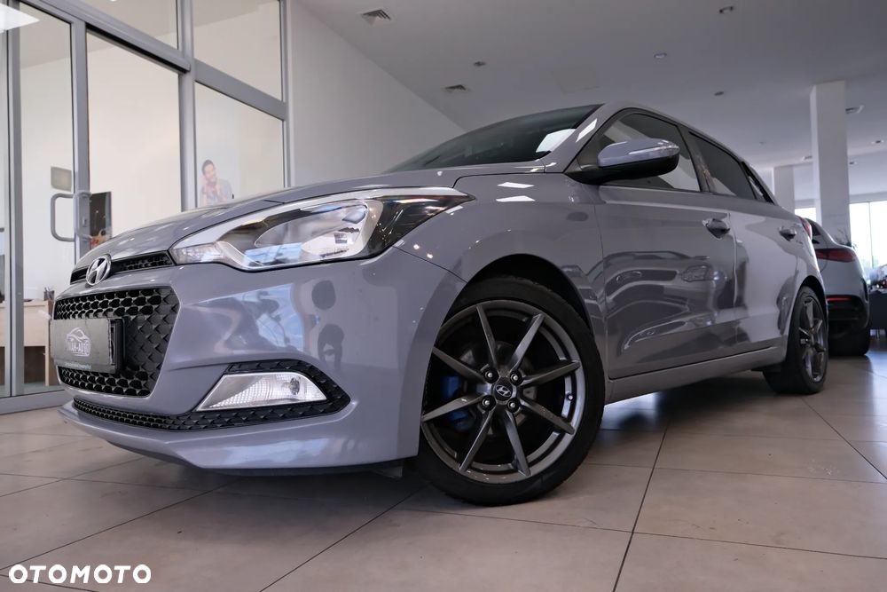 Hyundai i20 - 20