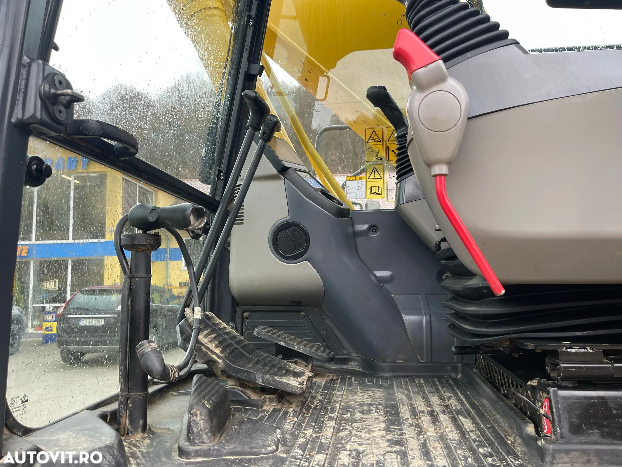 Komatsu PC 210LC-11 - 15