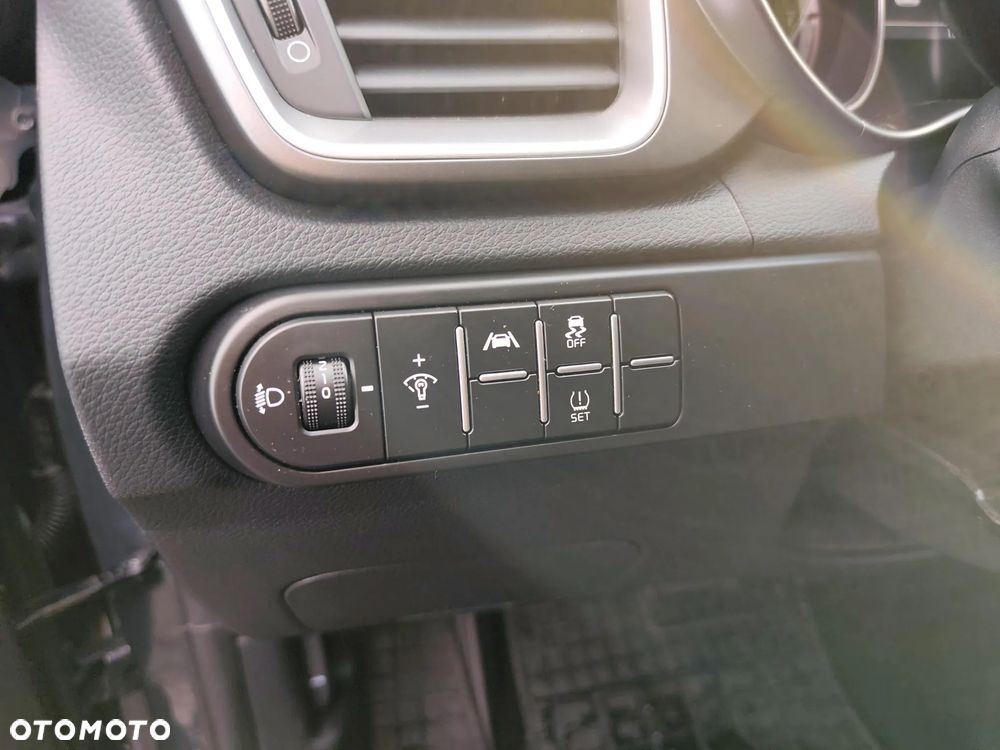 Kia XCeed 1.5 T-GDI M DCT - 17