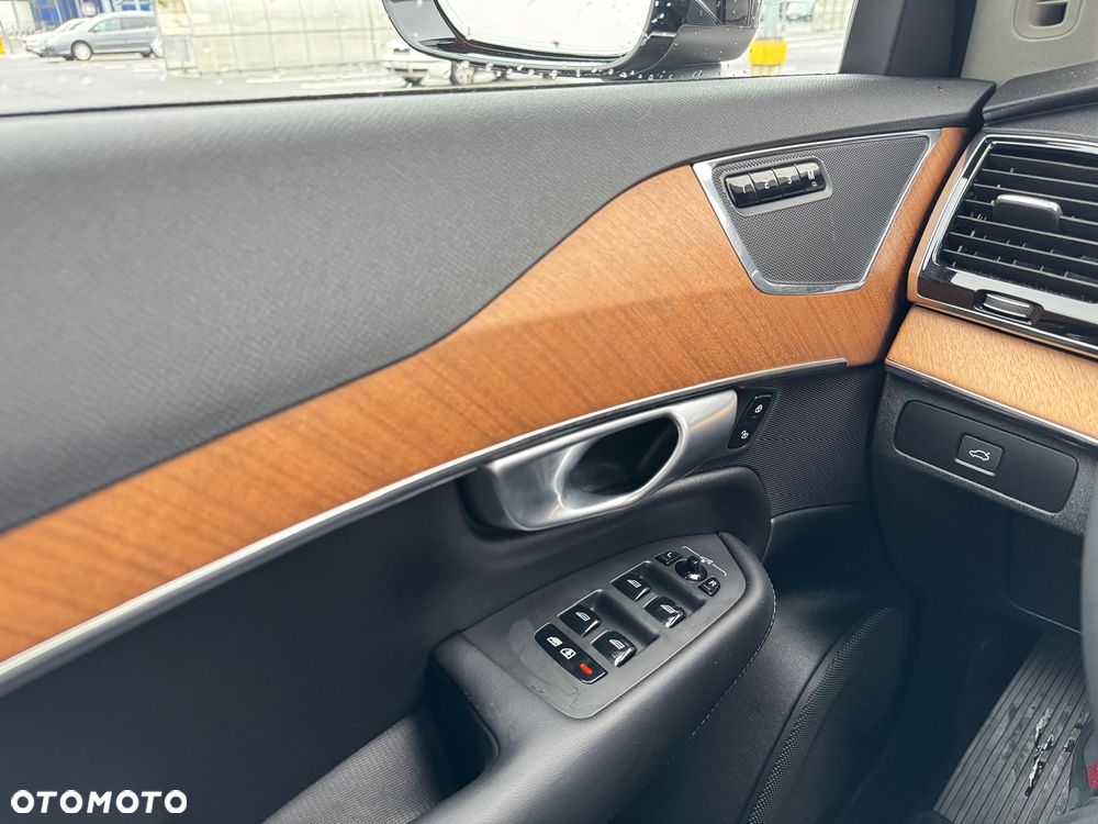 Volvo XC 90 B5 B AWD Plus Bright - 14