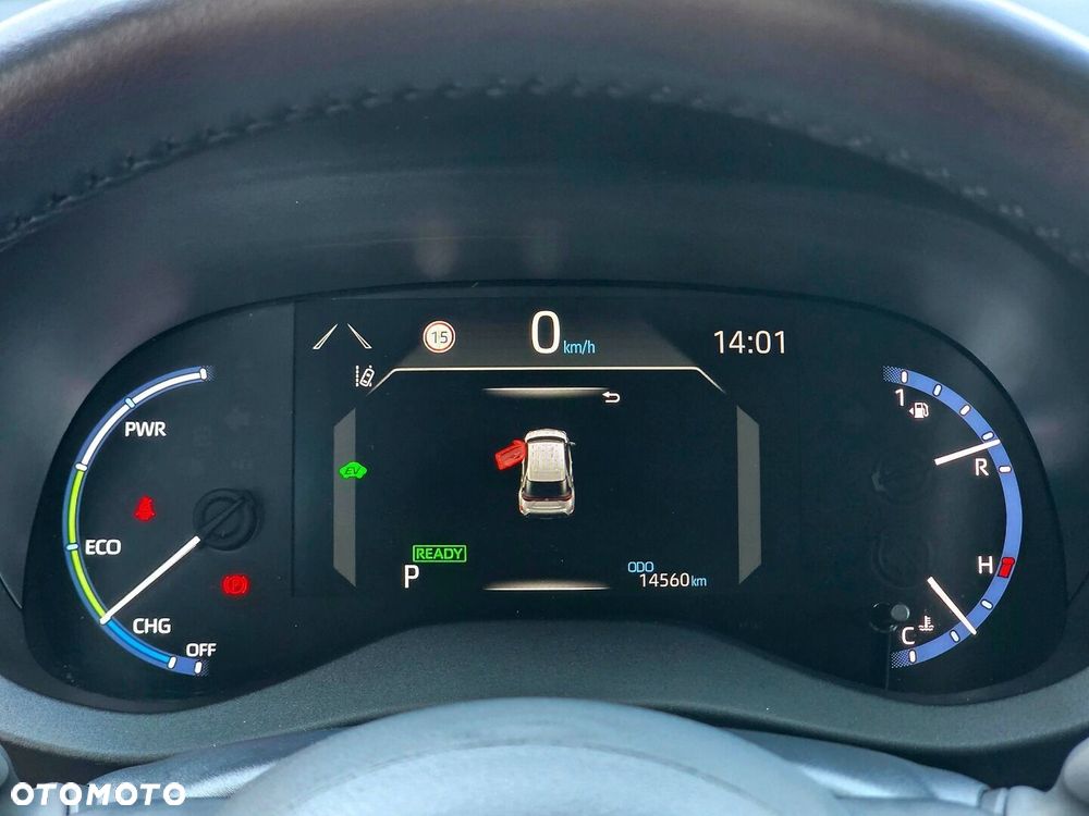 Toyota Yaris Cross - 25
