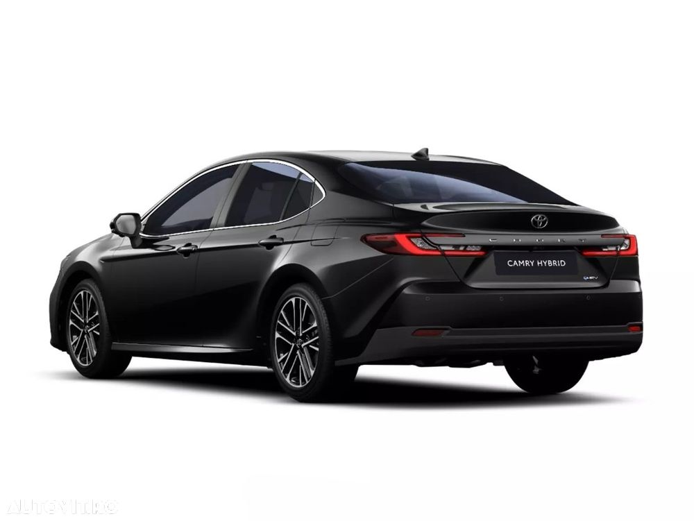 Toyota Camry 2.5 HEV Luxury - 3