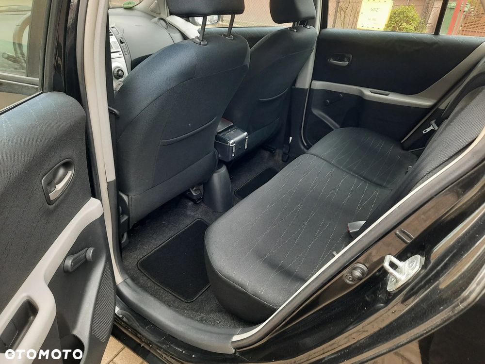 Toyota Yaris 1.3 Sol Premium - 16