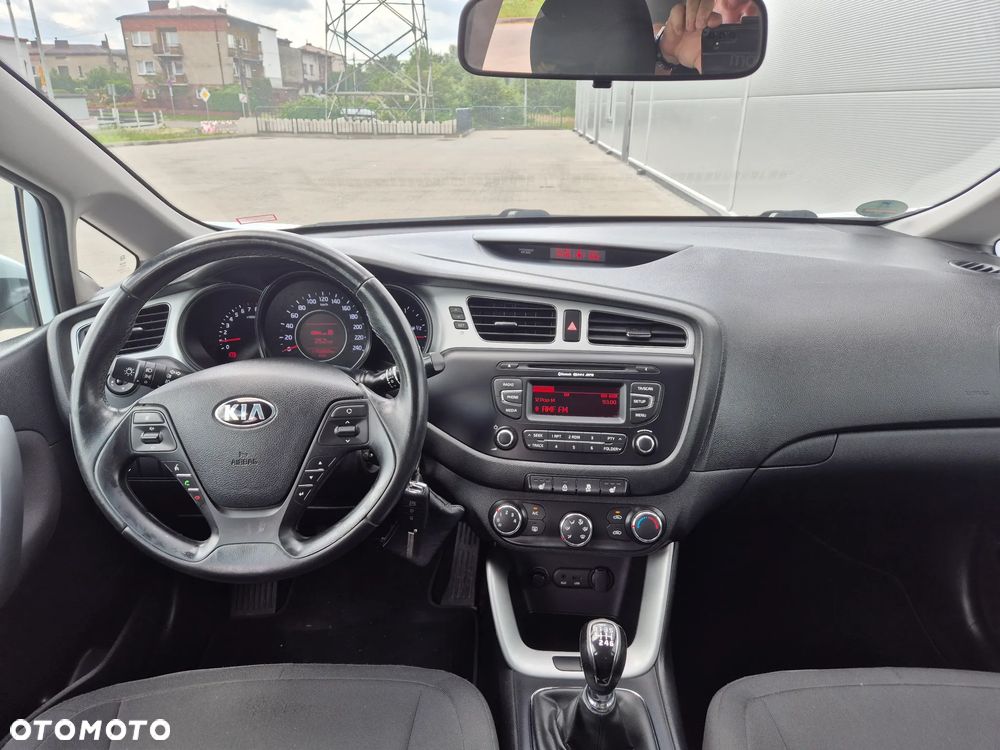 Kia Ceed 1.4 L - 15