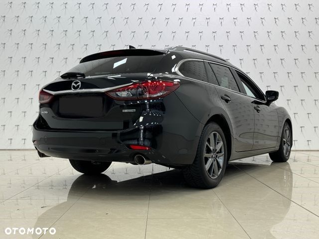 Mazda 6 2.0 SkyPrestige - 2