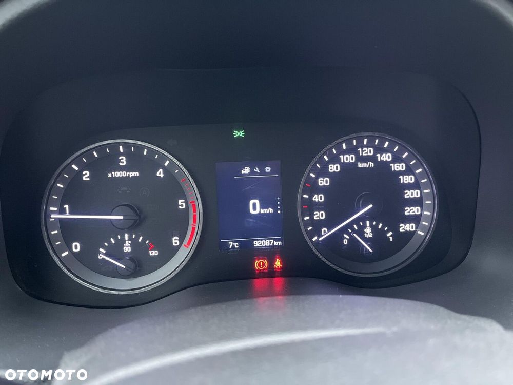 Hyundai Tucson 2.0 CRDI BlueDrive Comfort 2WD - 18