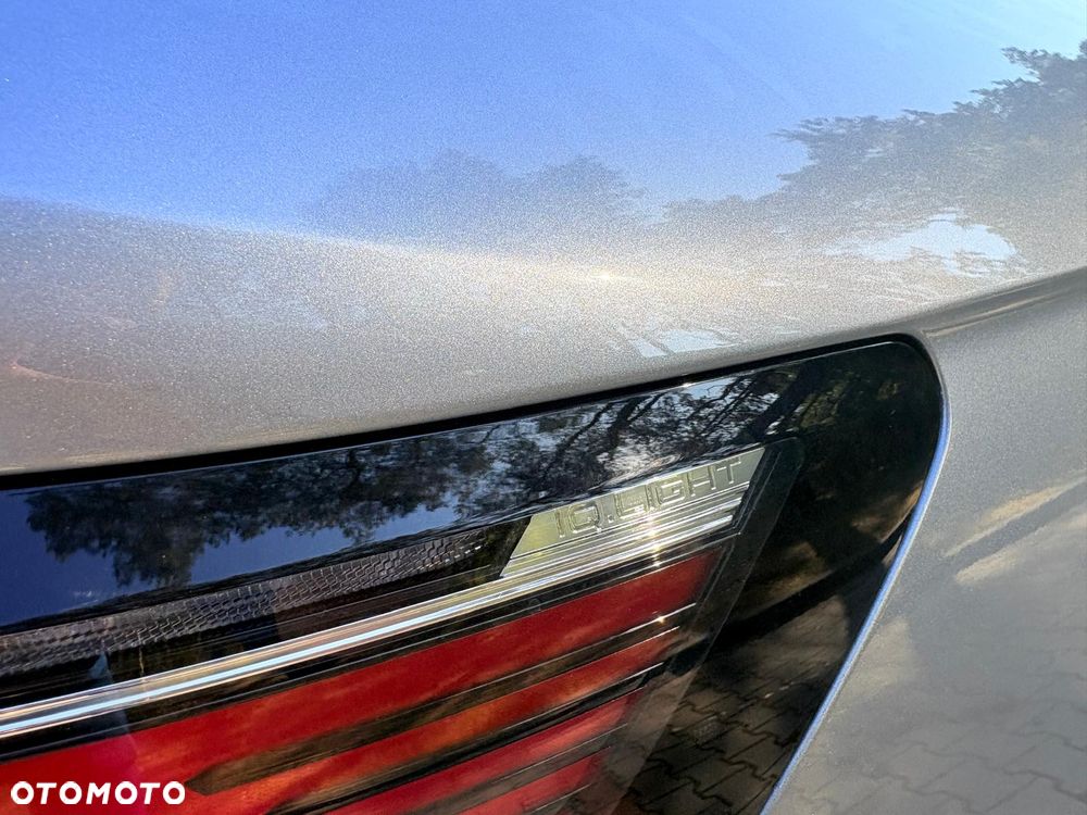 Volkswagen Arteon 2.0 TDI 4Motion R-Line DSG - 25