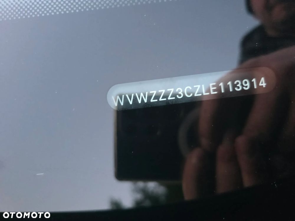 Volkswagen Passat - 29