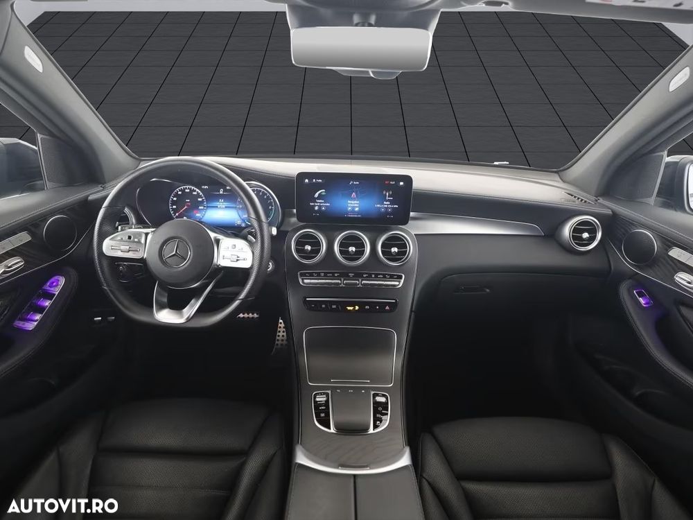 Mercedes-Benz GLC 300 e 4Matic 9G-TRONIC AMG Line - 10