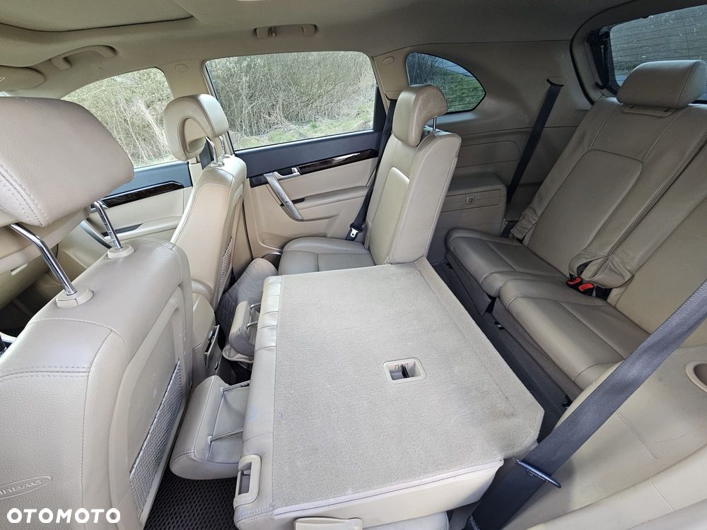 Chevrolet Captiva 3.2 LT (deu) - 15