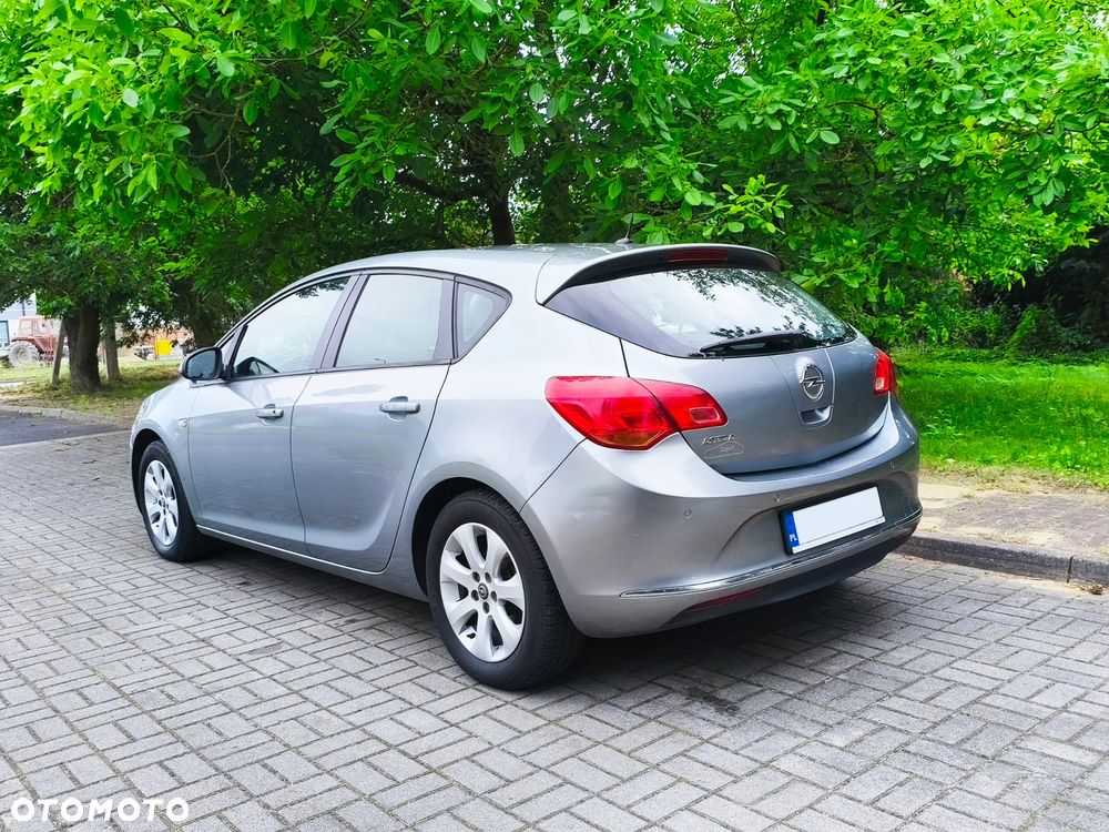 Opel Astra 1.6 Enjoy - 21