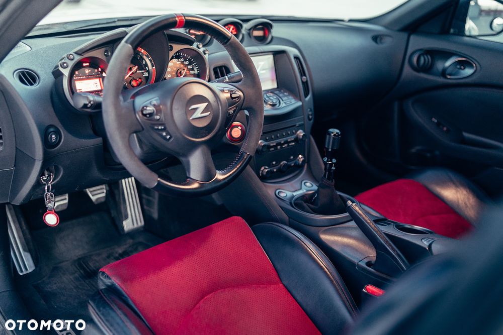 Nissan 370 Z 3.7 V6 Nismo - 8