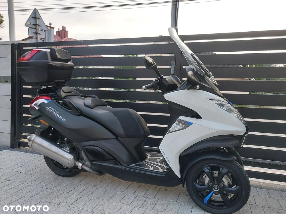 Peugeot Metropolis - 3