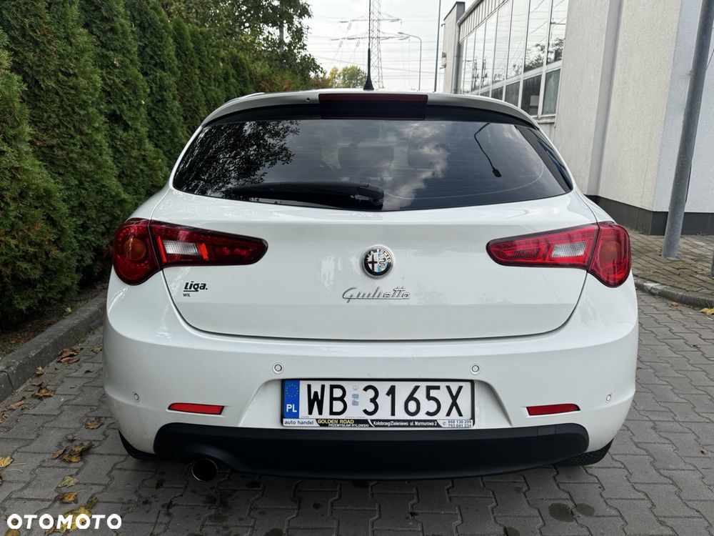 Alfa Romeo Giulietta - 5