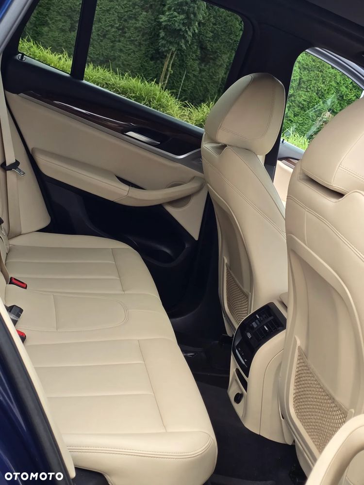 BMW X3 xDrive30i xLine - 13