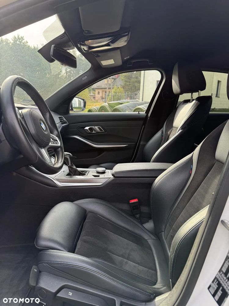 BMW Seria 3 318d M Sport - 8
