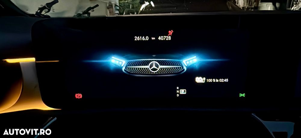 Mercedes-Benz CLA 250 e 8G-DCT AMG Line - 30