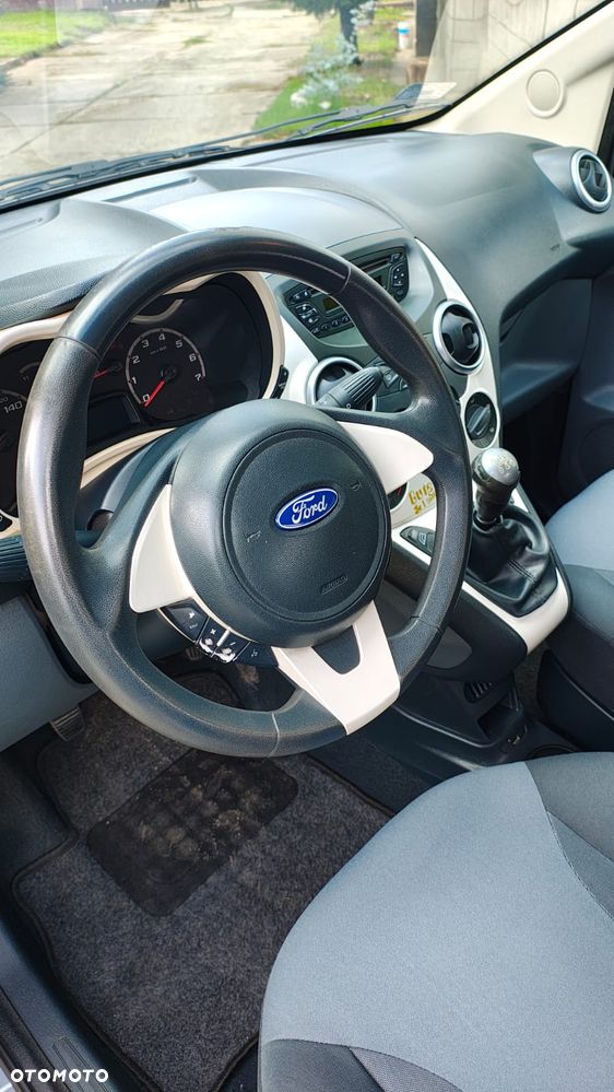 Ford KA 1.2 Titanium (air2) - 14