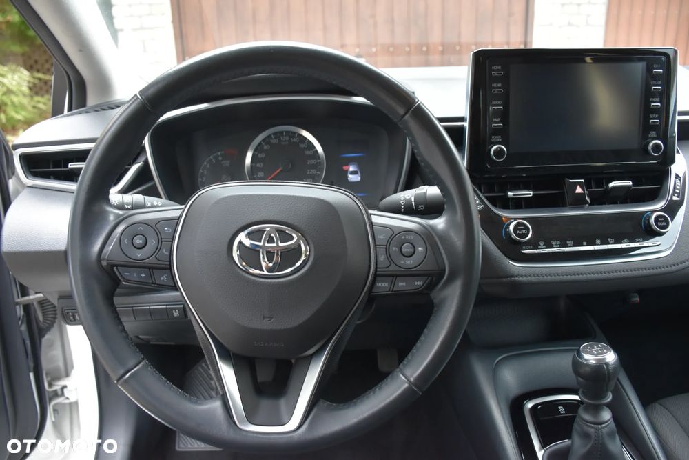 Toyota Corolla 1.6 Comfort - 28