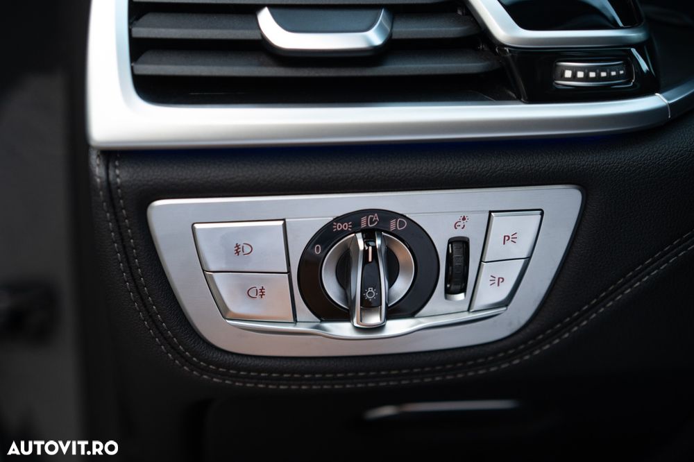 BMW Seria 7 - 12