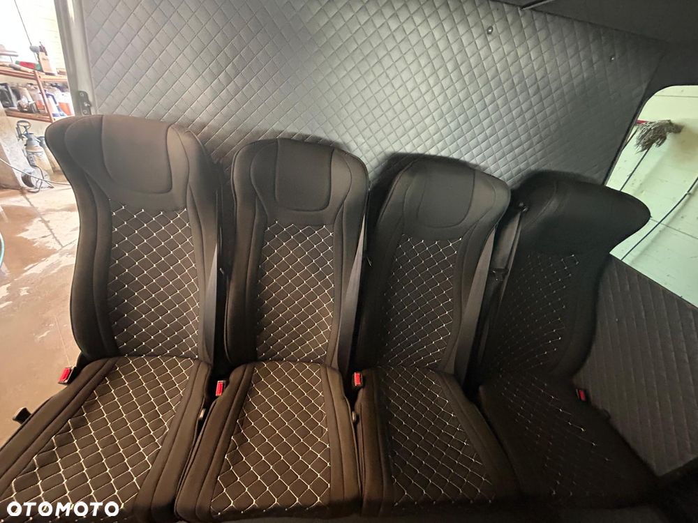 Iveco Daily 35S18 - 23